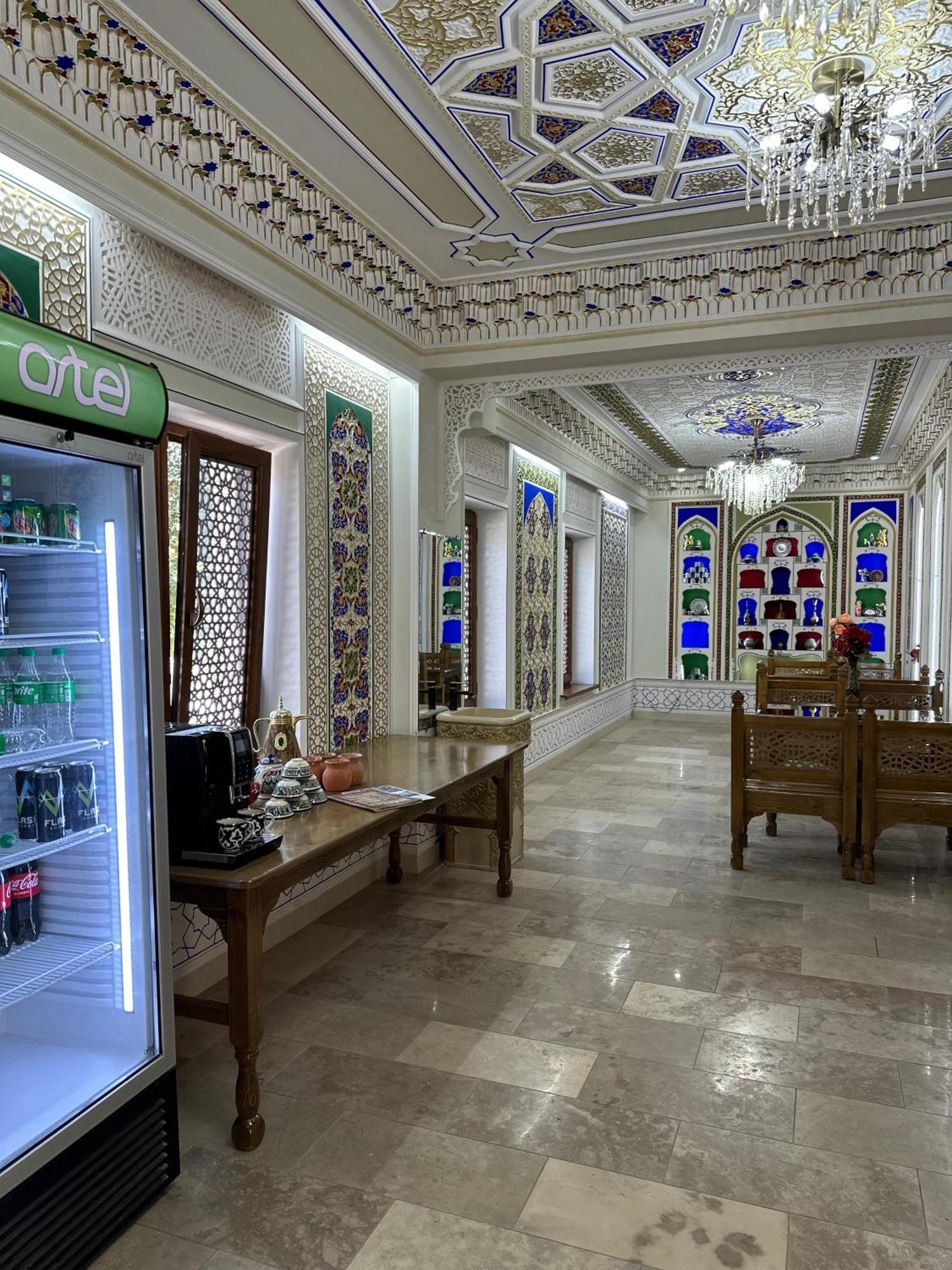 Hotel Zarhal Bukhara Eksteriør billede